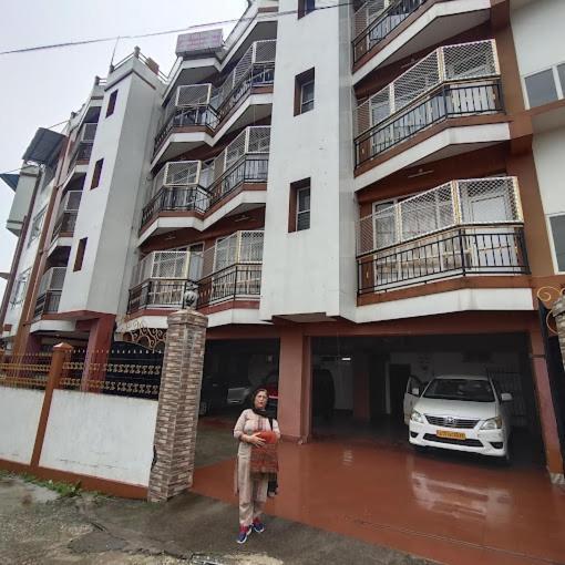 Holiday Hush Haven Hotel Shillong Ngoại thất bức ảnh